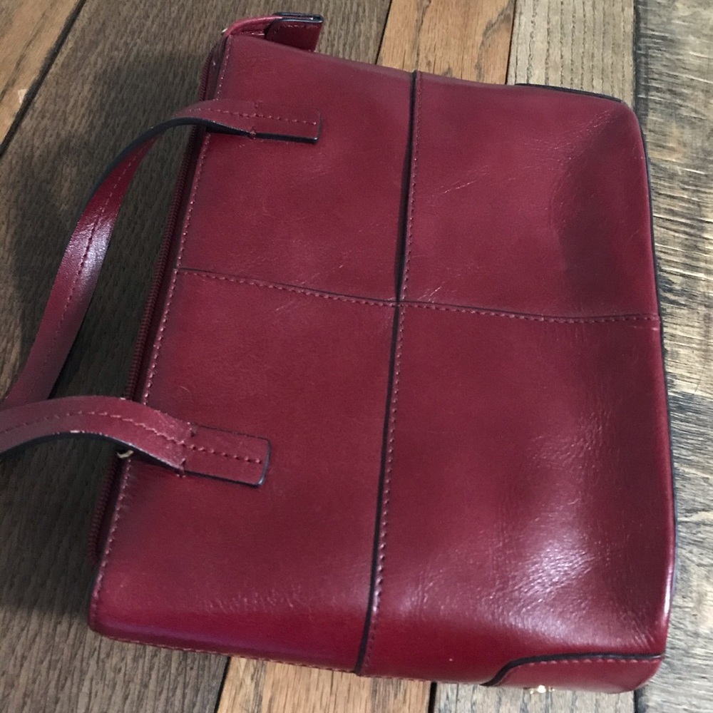 Collectors:small Aigner purse impeccable condition